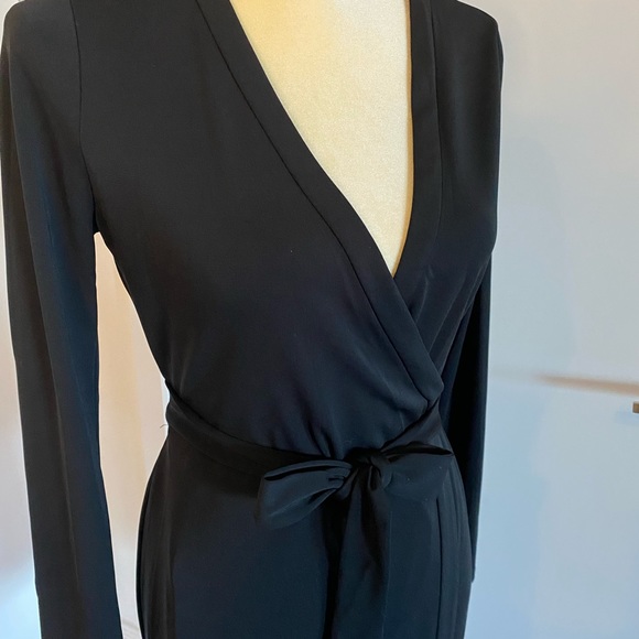 Ann Taylor black wrap dress - Picture 2 of 9